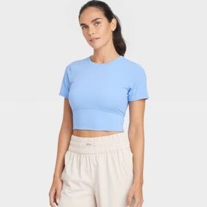 Joy Lab Light Blue Cropped Fitted Athletic Short Sleeve Shirt Top Size Small